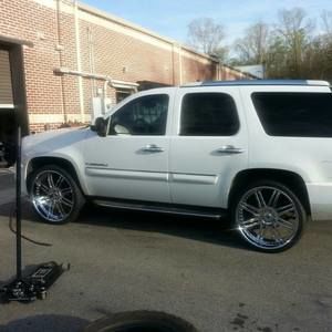 Meet your Posher, Courtney